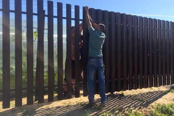 9cb5b96a0833fd8a43aaebdc89d23a59